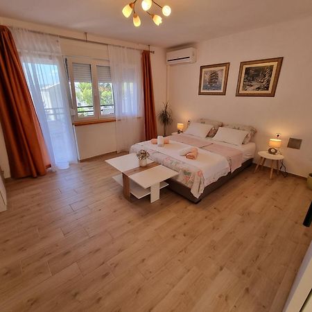 Apartment Bruno Crikvenica Exterior photo